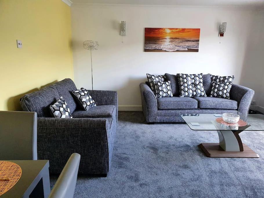 Premium Ground Floor Apartment, Near Fort William Town Centre Luaran gambar